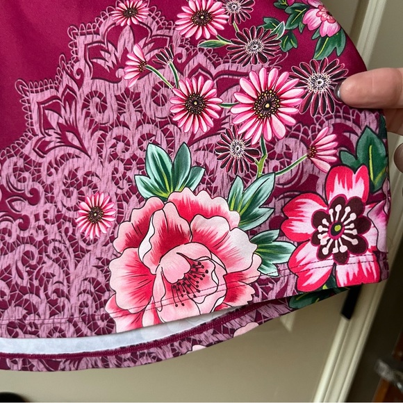 NWT Johnny Was Bee Active High Low Mesh Contrast Tank Top Pink Lace Floral sz S - Picture 9 of 14